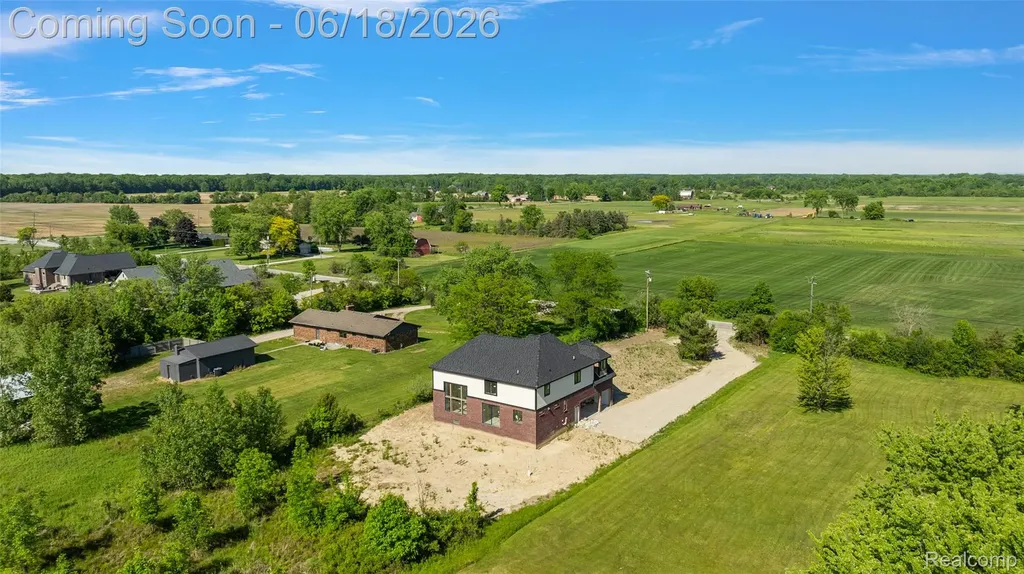 60637 Schoenherr Road Washington Township MI 48094