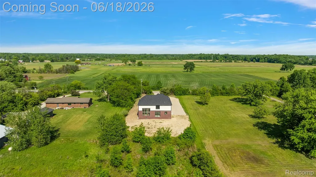 60637 Schoenherr Road Washington Township MI 48094