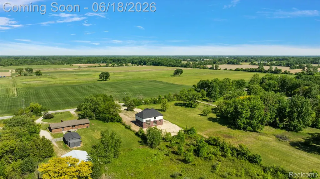 60637 Schoenherr Road Washington Township MI 48094
