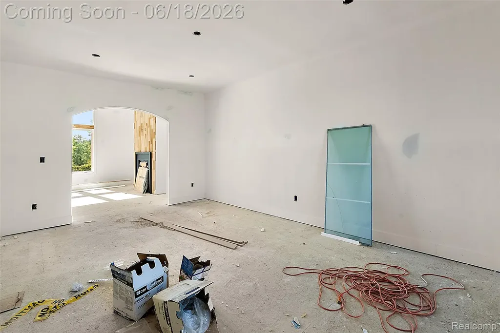60637 Schoenherr Road Washington Township MI 48094
