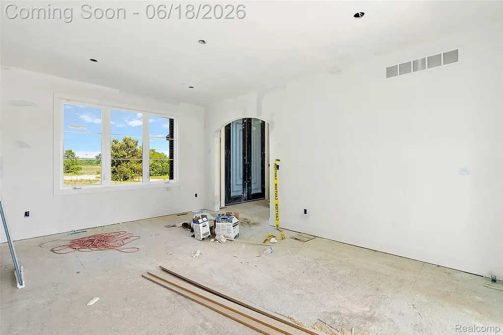 60637 Schoenherr Road Washington Township MI 48094