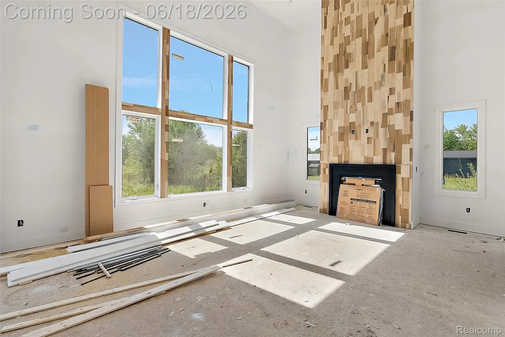 60637 Schoenherr Road Washington Township MI 48094