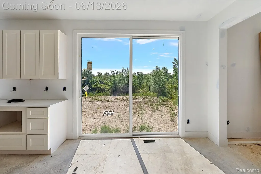 60637 Schoenherr Road Washington Township MI 48094
