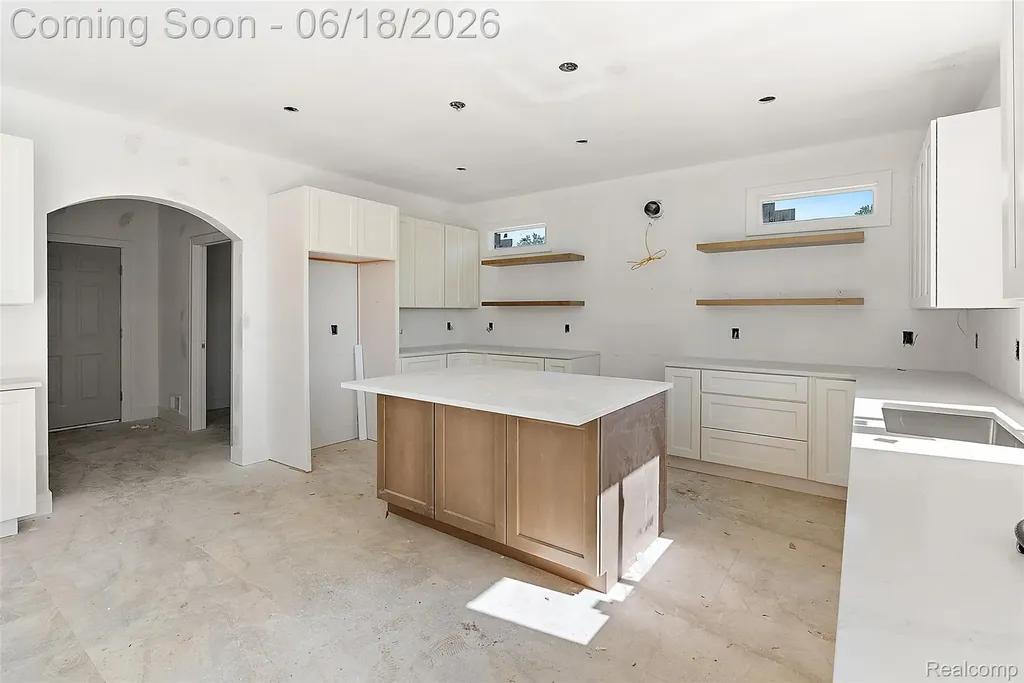 60637 Schoenherr Road Washington Township MI 48094