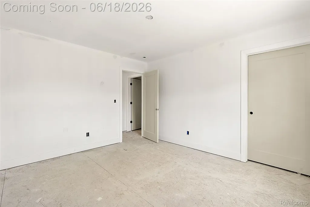 60637 Schoenherr Road Washington Township MI 48094