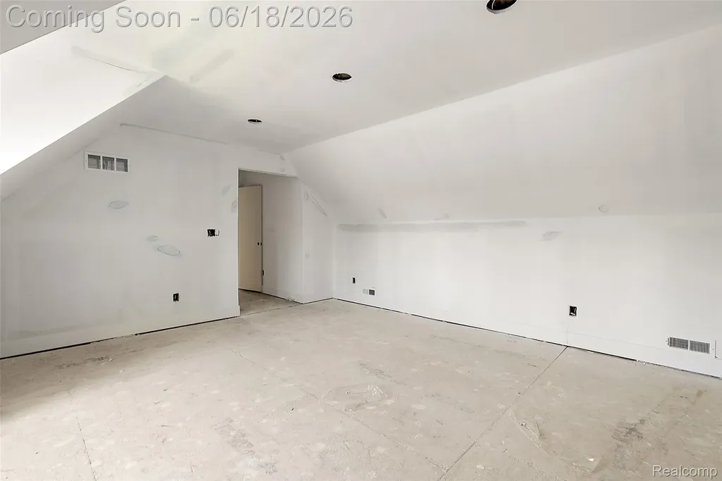 60637 Schoenherr Road Washington Township MI 48094