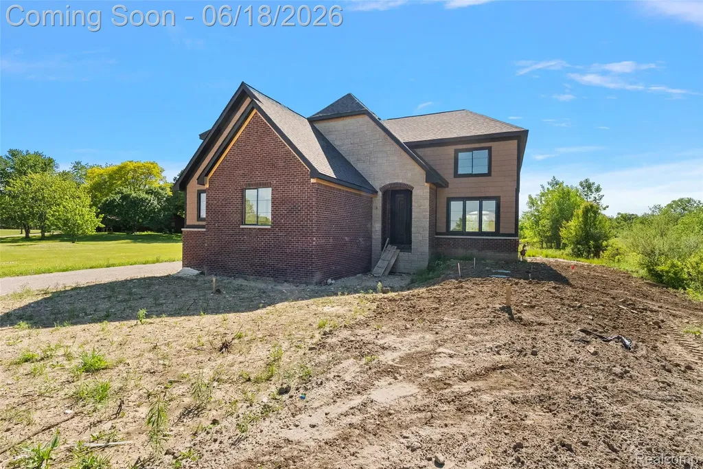 60637 Schoenherr Road Washington Township MI 48094
