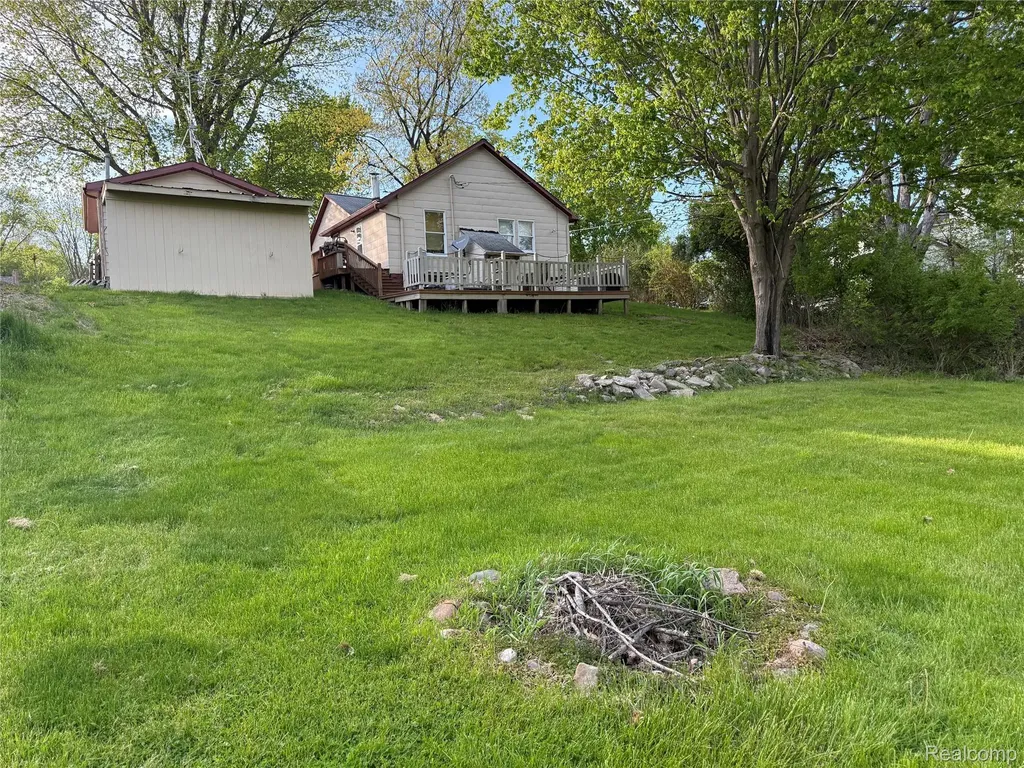 301 S Main Street Tuscola Township MI 48768
