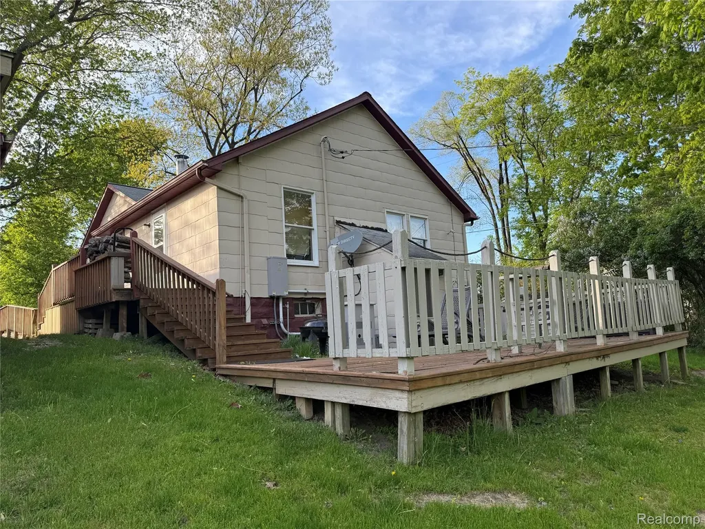 301 S Main Street Tuscola Township MI 48768