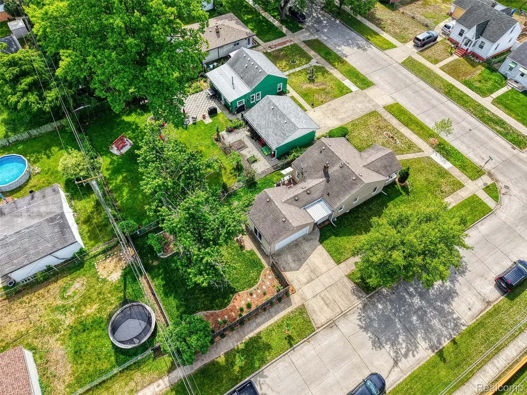 25550 Pennie Street Dearborn Heights City MI 48125
