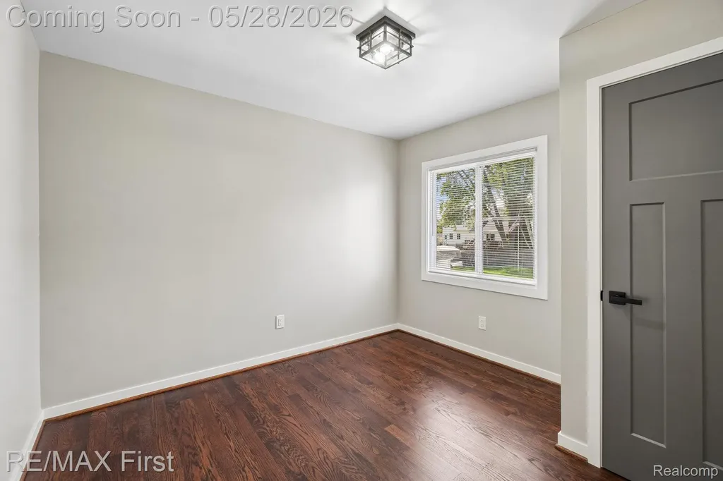 9403 Buckingham Street White Lake Charter Township MI 48386