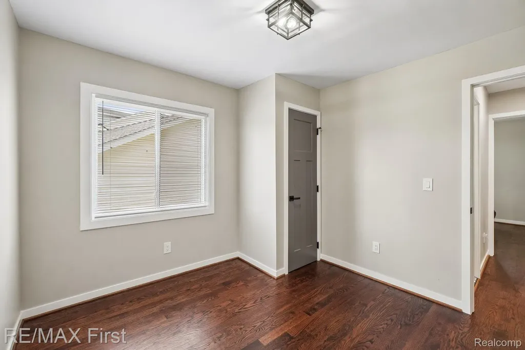 9403 Buckingham Street White Lake Charter Township MI 48386