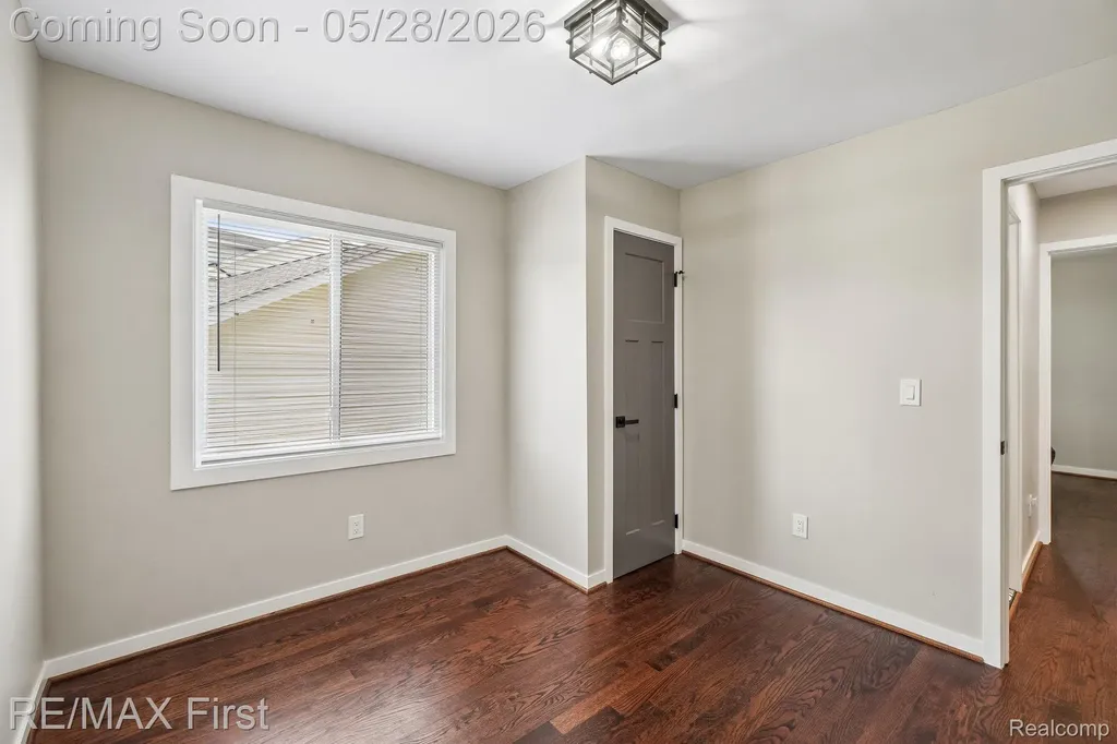 9403 Buckingham Street White Lake Charter Township MI 48386