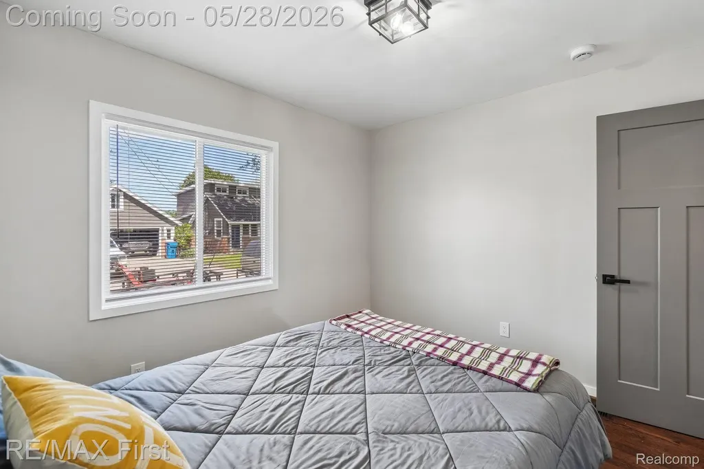 9403 Buckingham Street White Lake Charter Township MI 48386