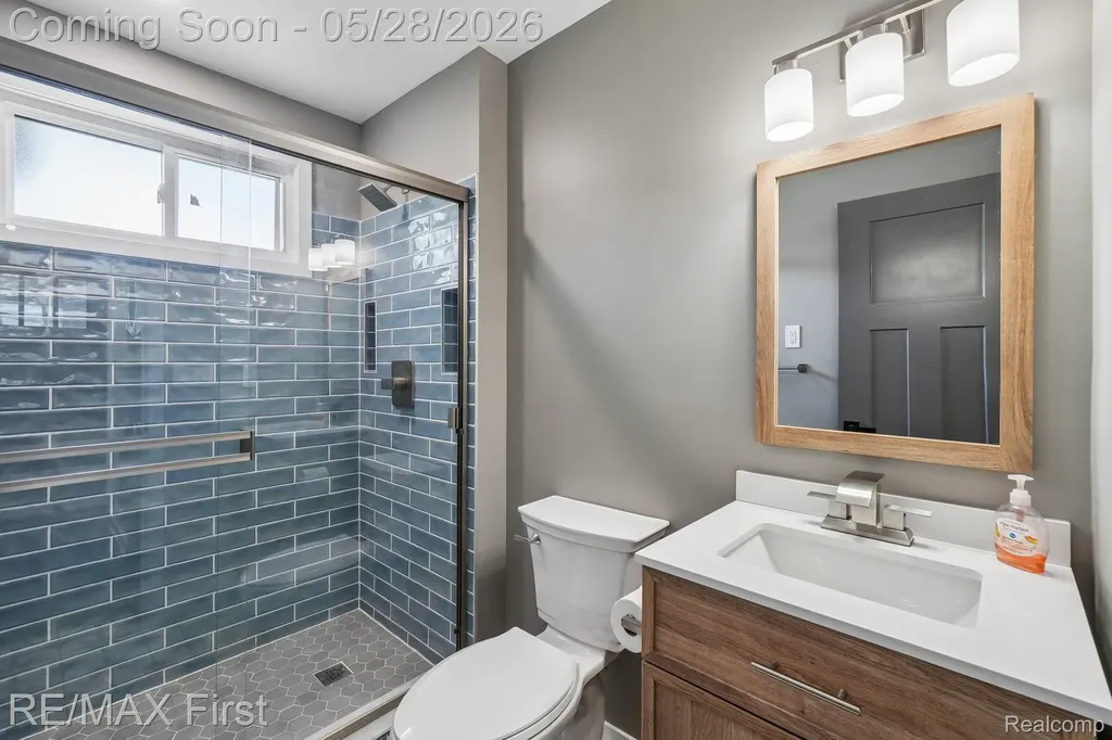9403 Buckingham Street White Lake Charter Township MI 48386