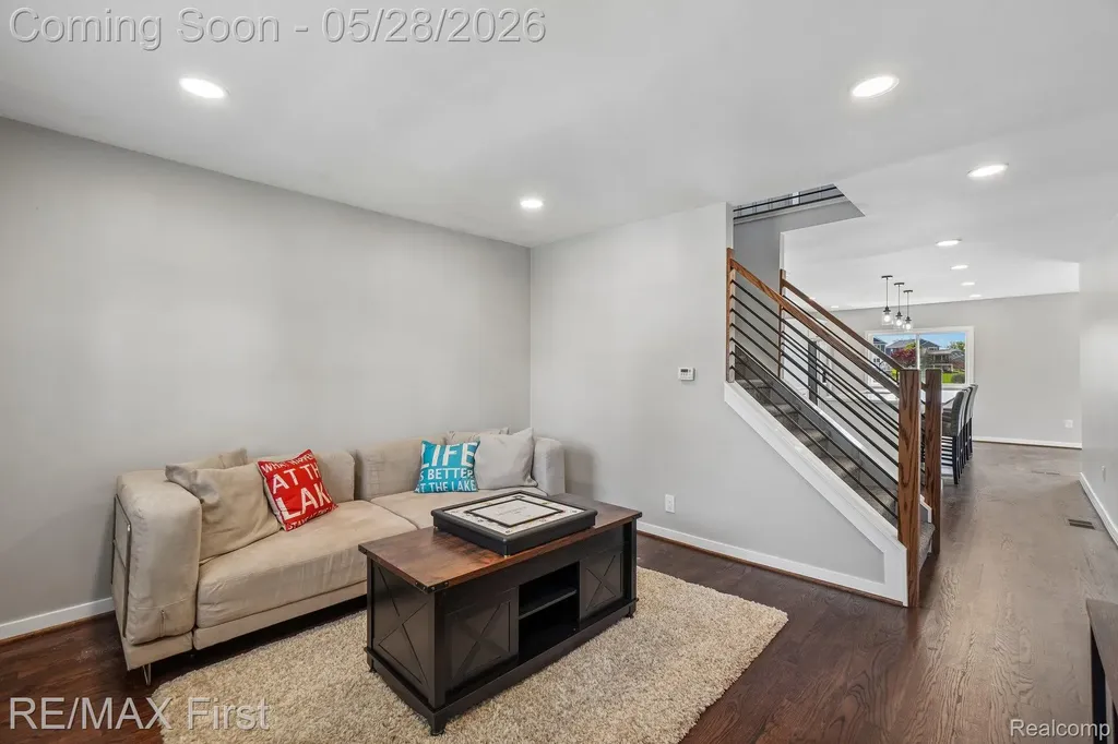 9403 Buckingham Street White Lake Charter Township MI 48386