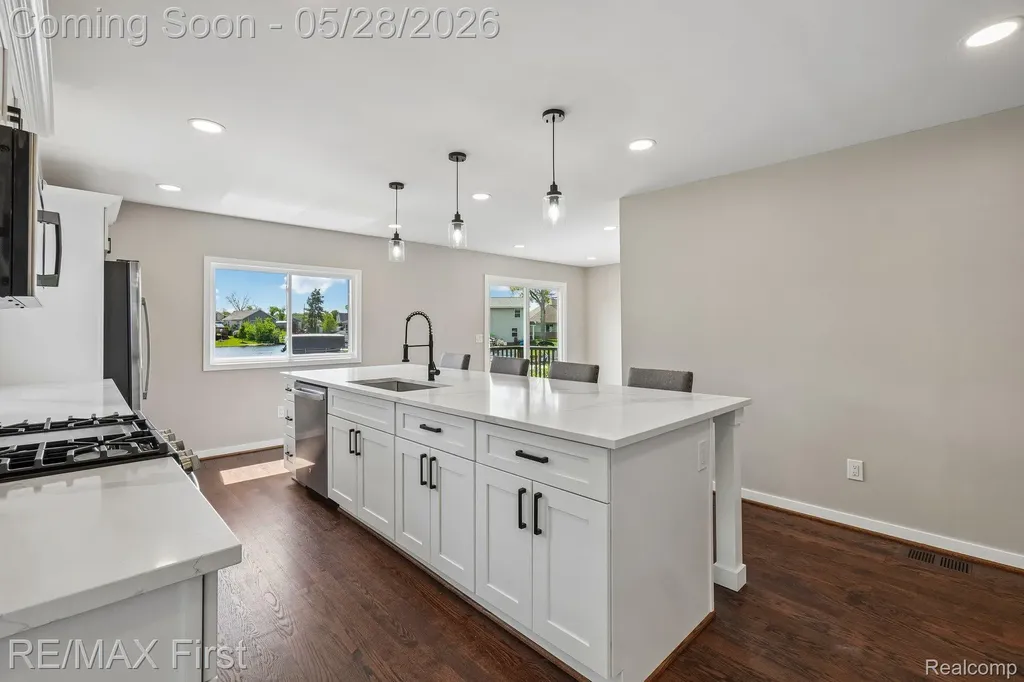 9403 Buckingham Street White Lake Charter Township MI 48386