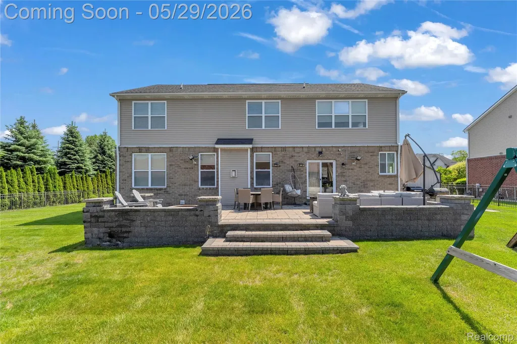 1977 Hazel Nut Lane Troy City MI 48085