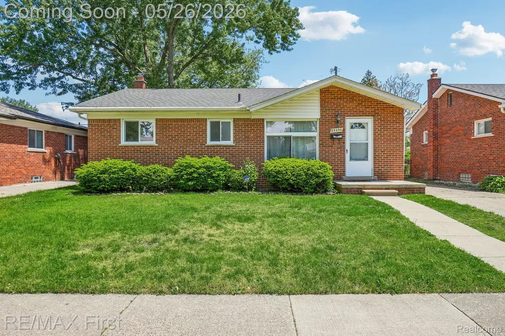 29636 Spoon Avenue Madison Heights City MI 48071