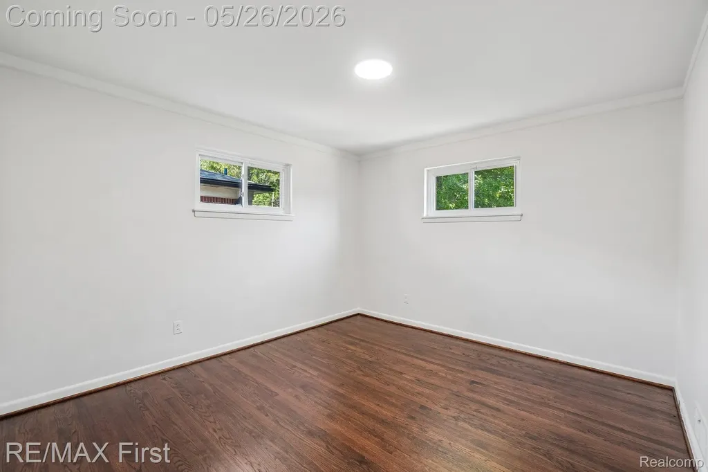 29636 Spoon Avenue Madison Heights City MI 48071