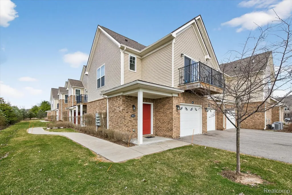 9812 Ridge Run Hartland Township MI 48855