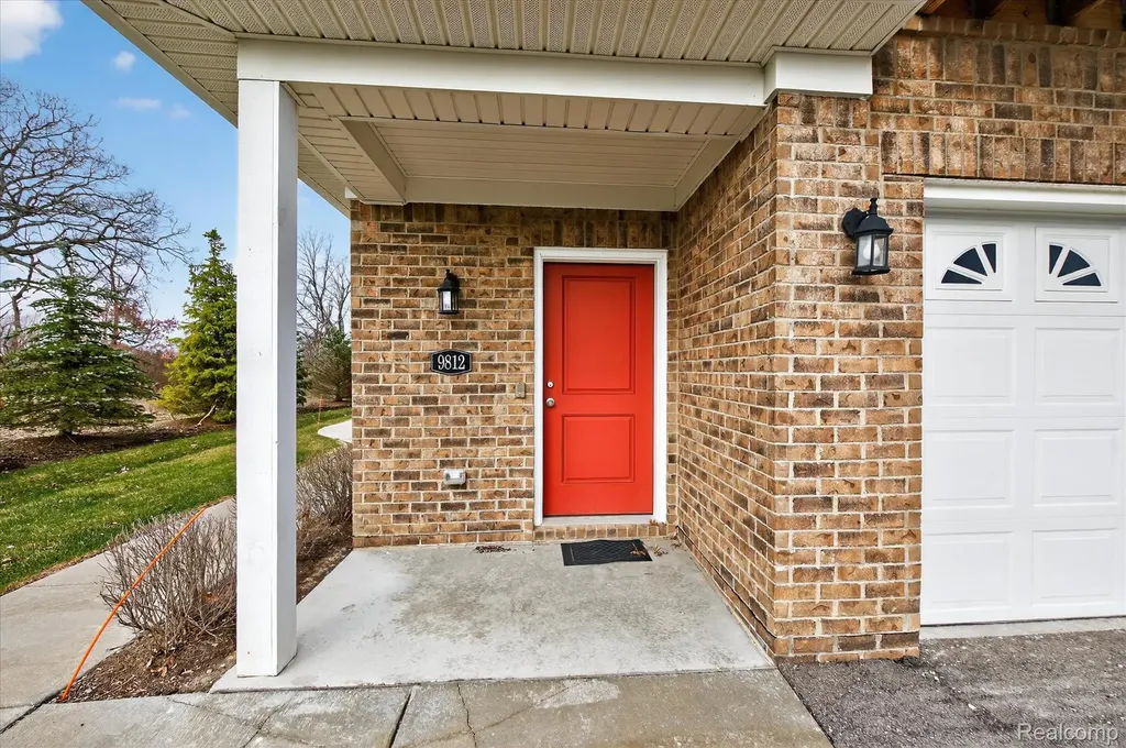 9812 Ridge Run Hartland Township MI 48855