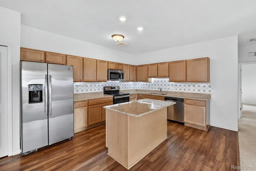 9812 Ridge Run Hartland Township MI 48855