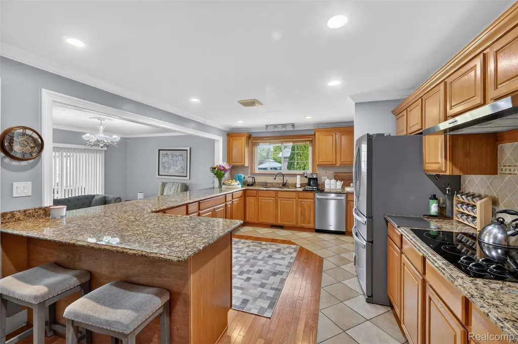 38031 Charwood Drive Sterling Heights City MI 48312