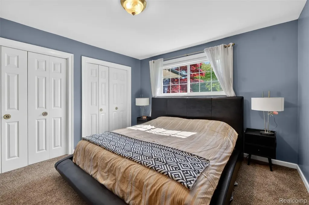 38031 Charwood Drive Sterling Heights City MI 48312