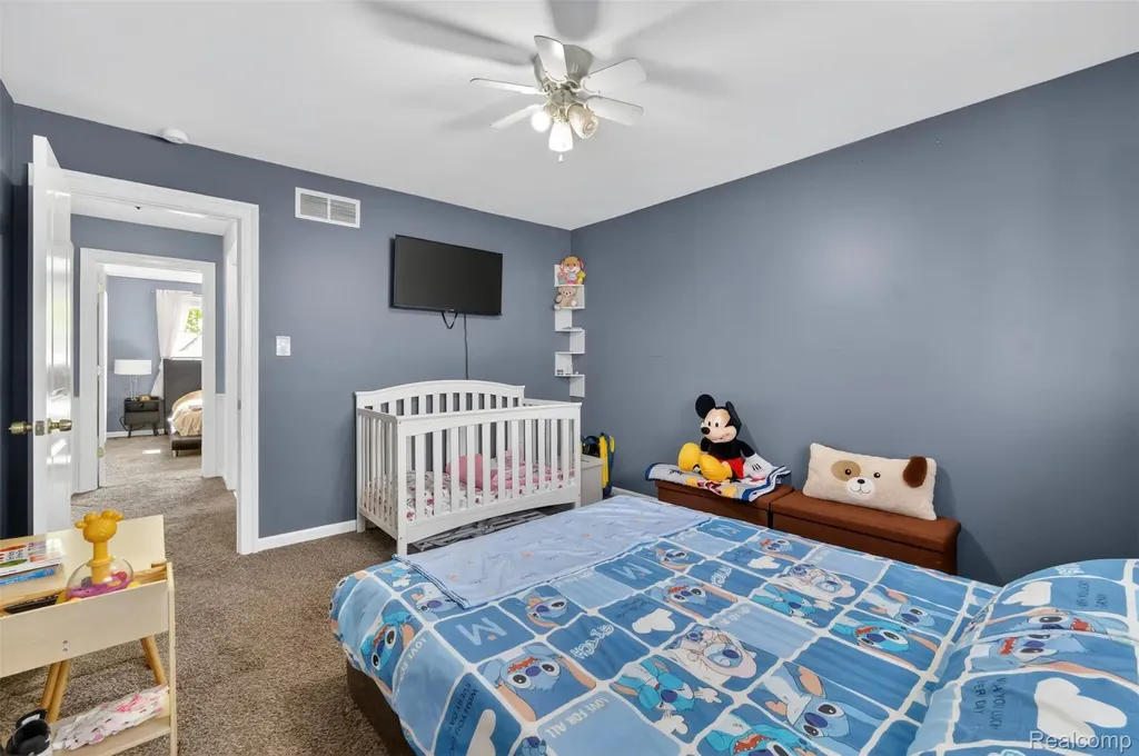 38031 Charwood Drive Sterling Heights City MI 48312