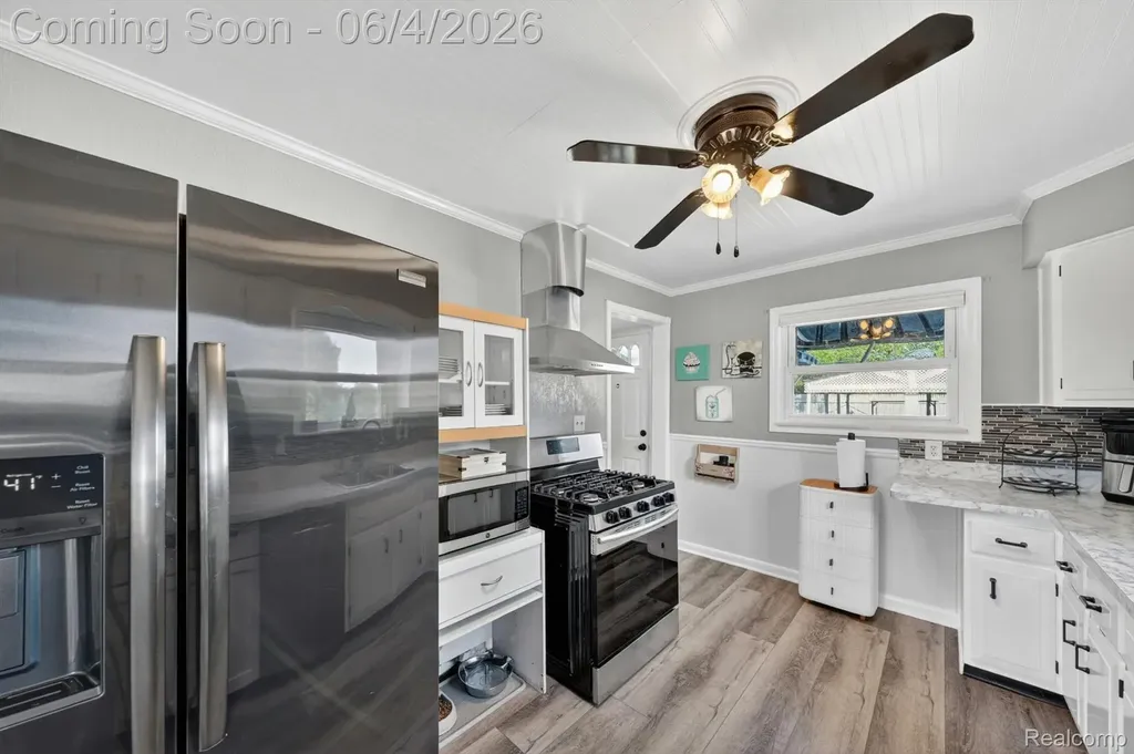 2861 John R Road Rochester Hills City MI 48307