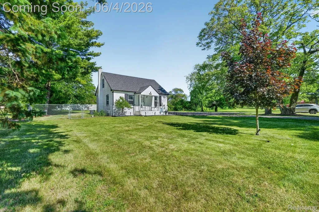 2861 John R Road Rochester Hills City MI 48307