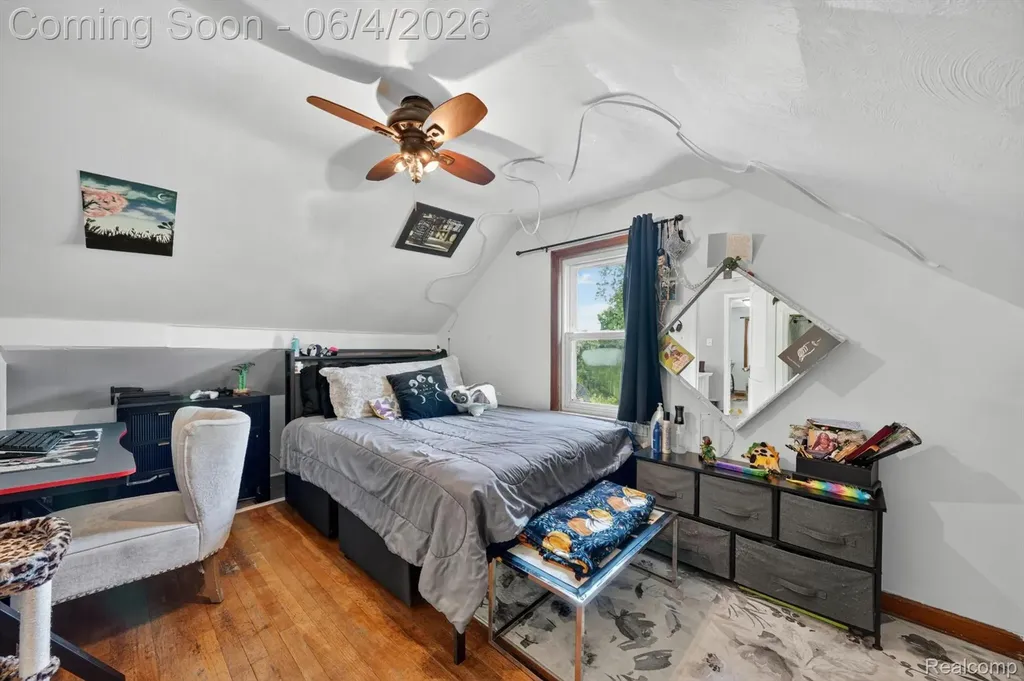 2861 John R Road Rochester Hills City MI 48307