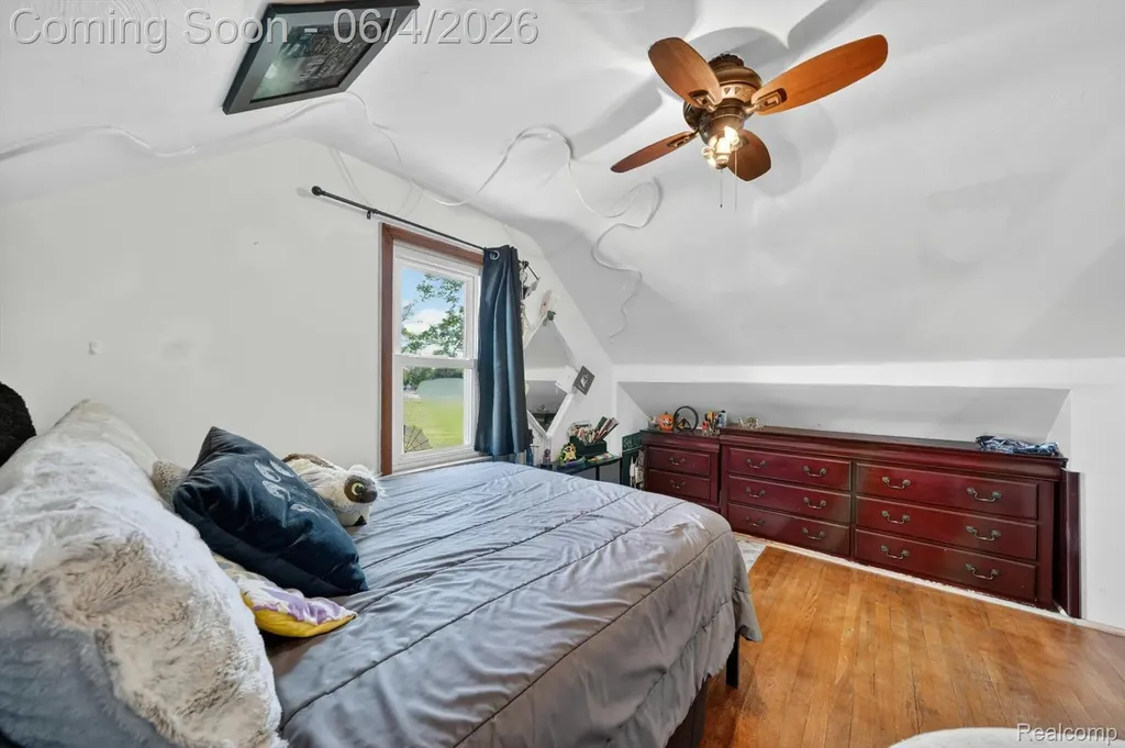2861 John R Road Rochester Hills City MI 48307