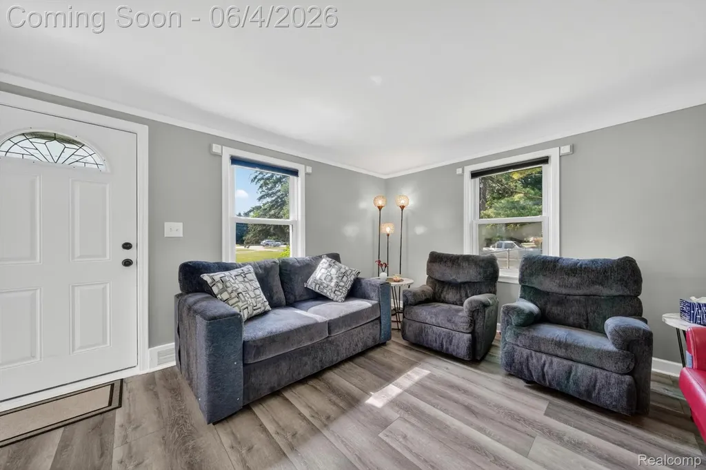 2861 John R Road Rochester Hills City MI 48307