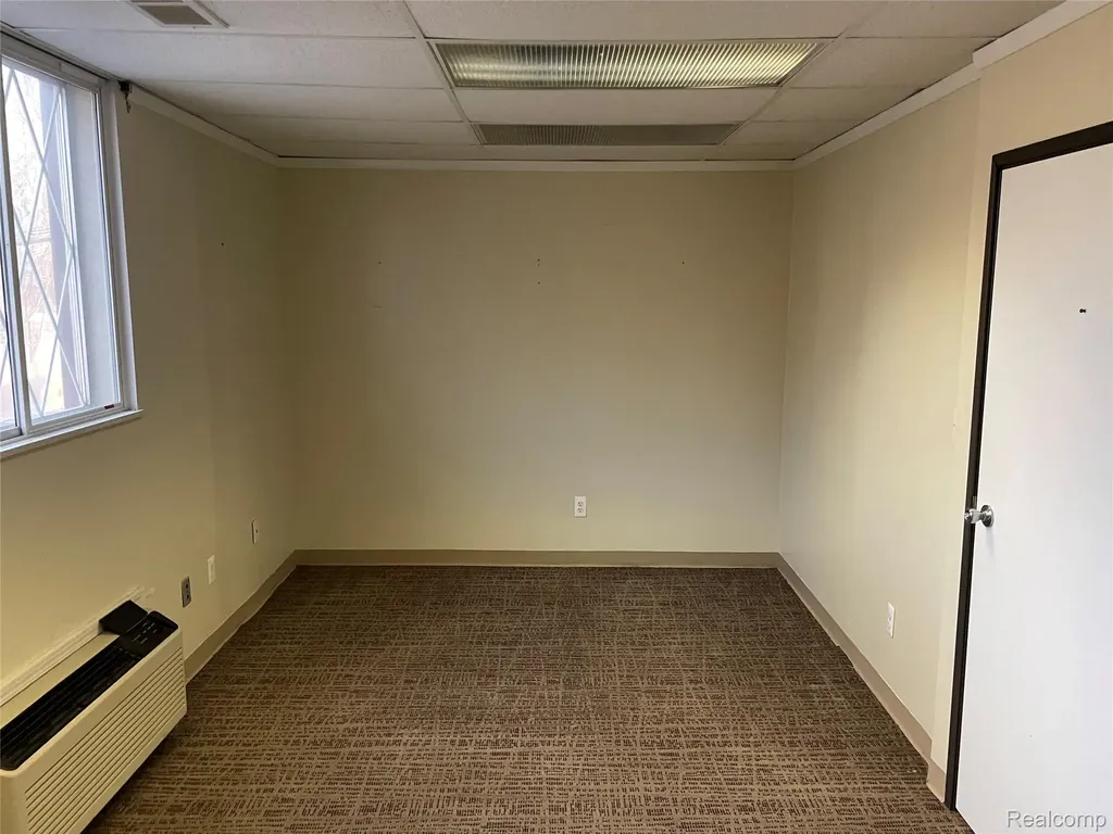 25140 Lahser Road Southfield City MI 48033