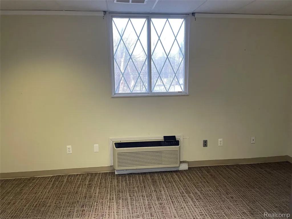 25140 Lahser Road Southfield City MI 48033