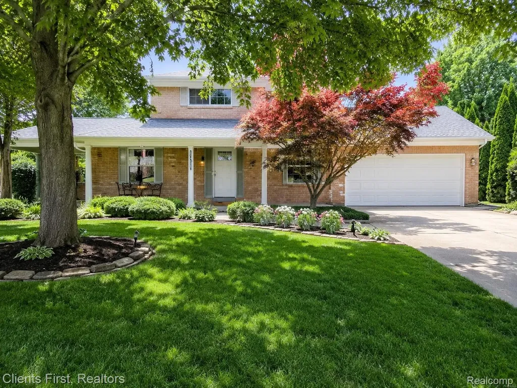 36515 Vicary Lane Farmington City MI 48335