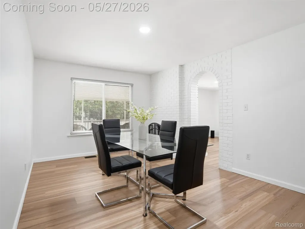 41411 Greenwood Drive Canton Charter Township MI 48187