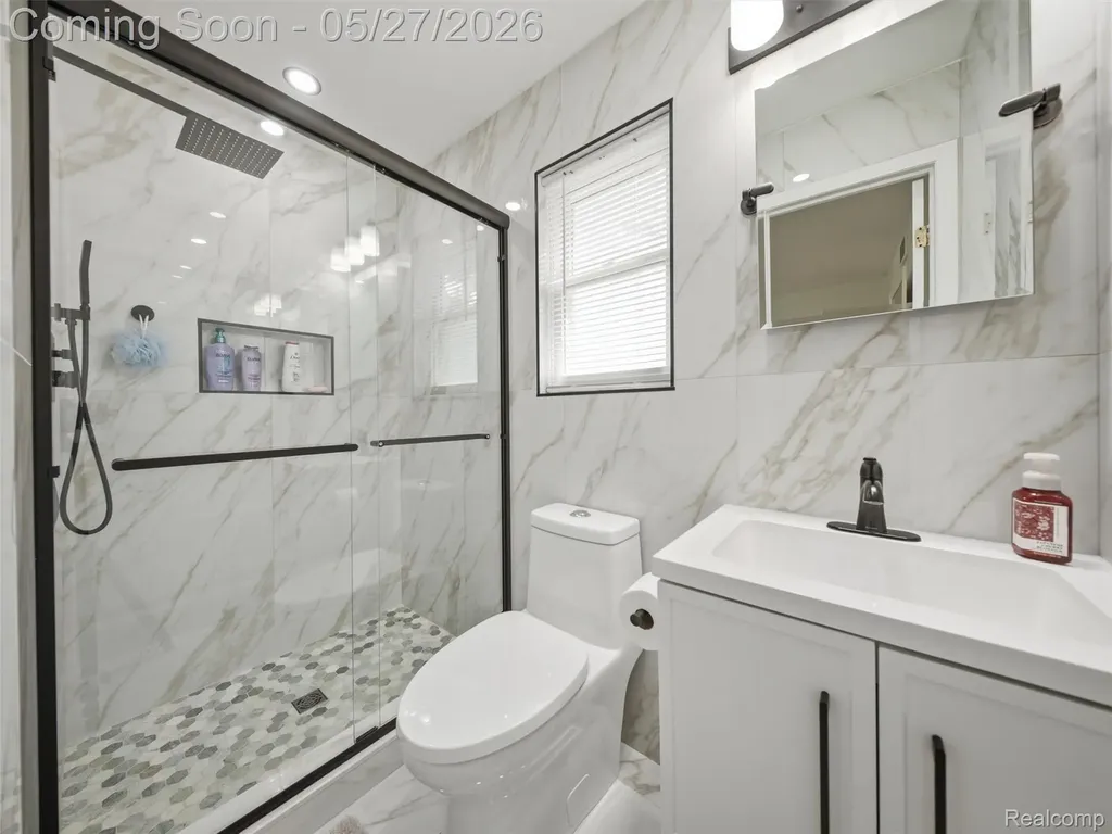 41411 Greenwood Drive Canton Charter Township MI 48187