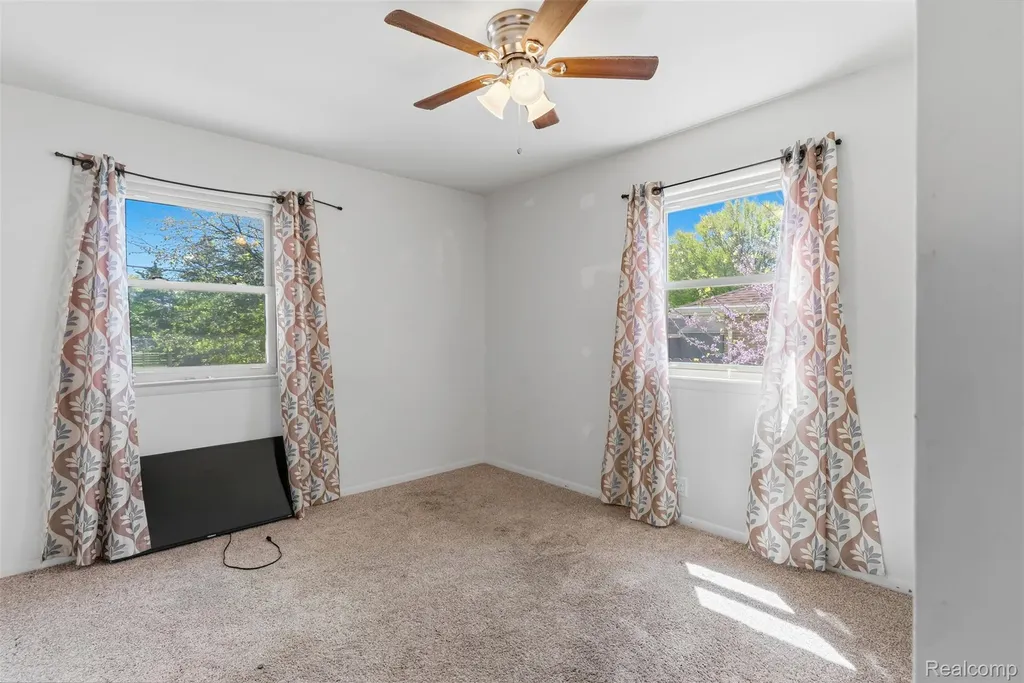 7230 N Center Road Genesee Charter Township MI 48458