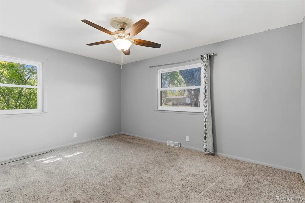 7230 N Center Road Genesee Charter Township MI 48458