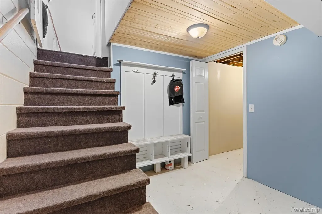 7230 N Center Road Genesee Charter Township MI 48458