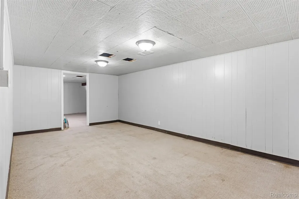 7230 N Center Road Genesee Charter Township MI 48458