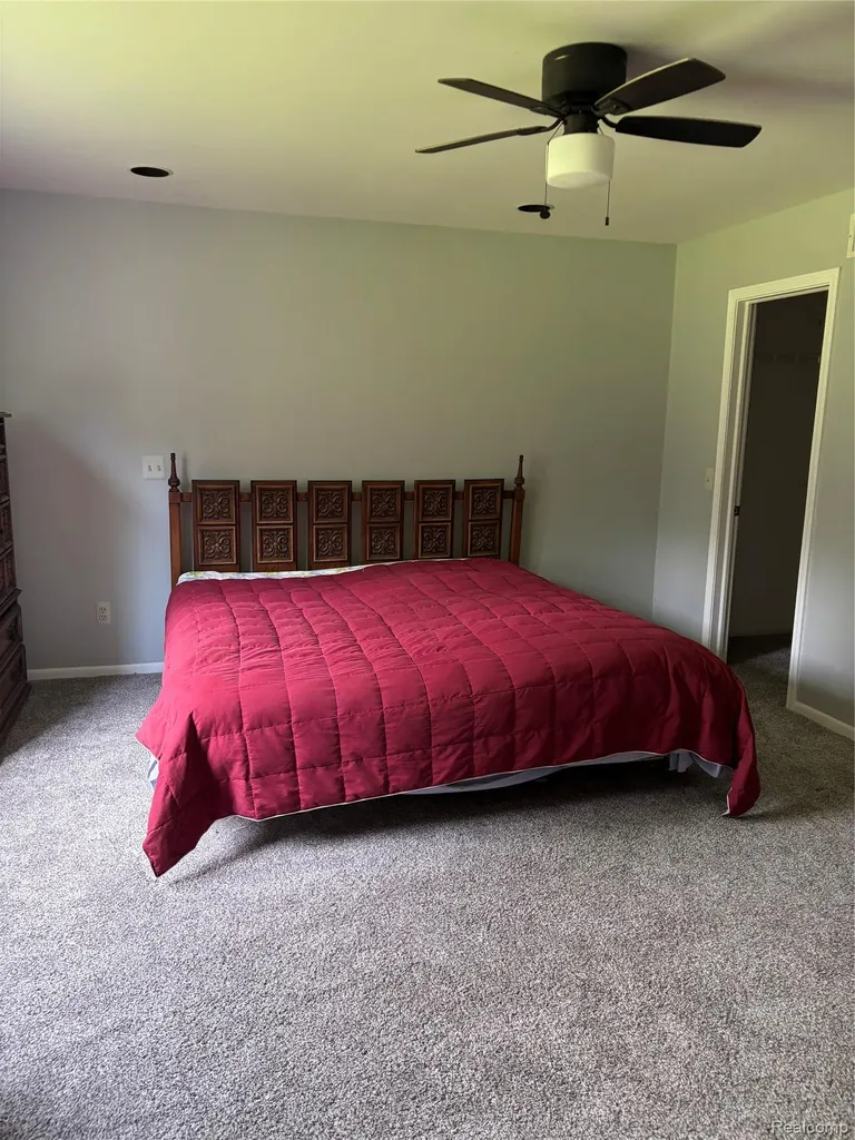 268 Jonathon Drive Almont Village MI 48003