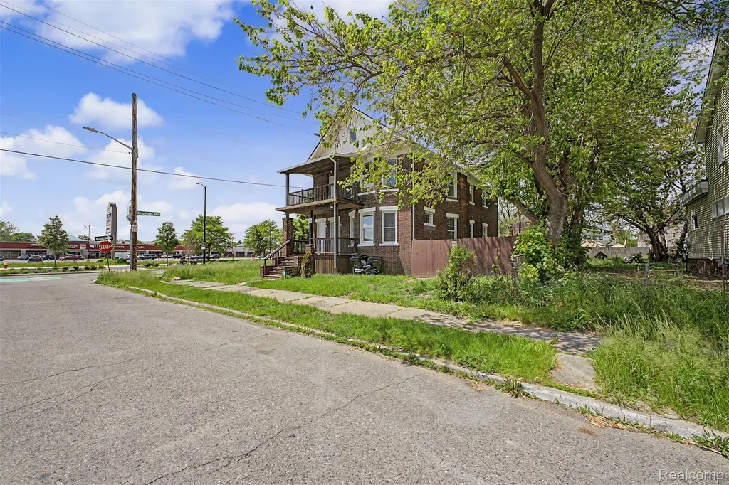 1728 Pingree Street Detroit City MI 48206