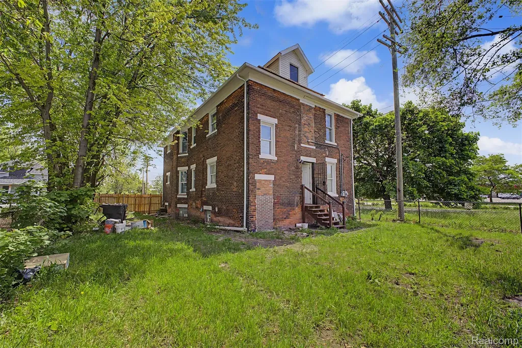 1728 Pingree Street Detroit City MI 48206