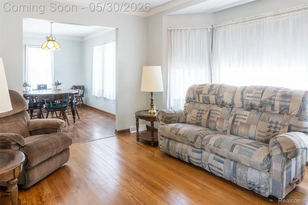 4156 Burns Avenue Lincoln Park City MI 48146