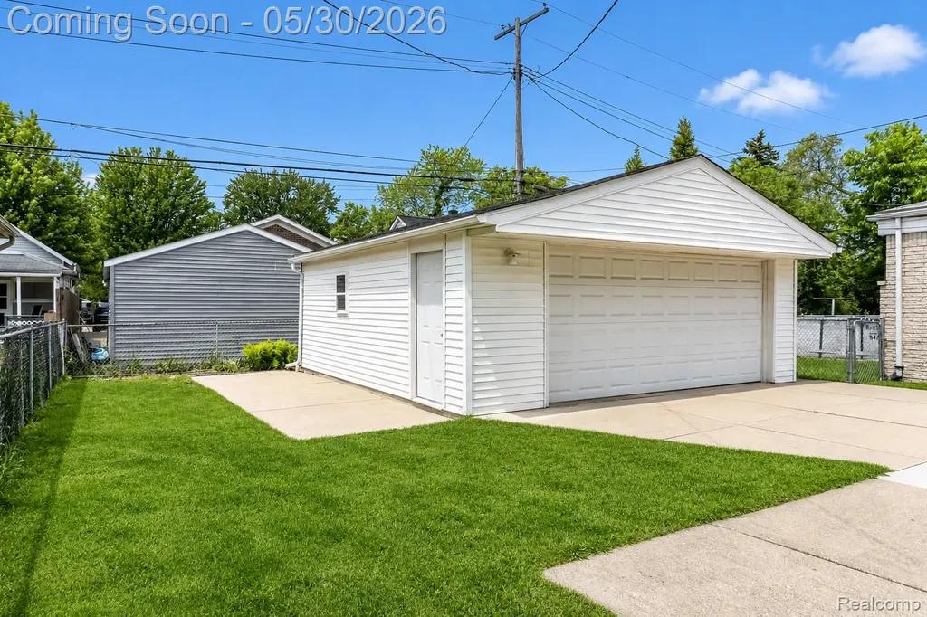 4156 Burns Avenue Lincoln Park City MI 48146