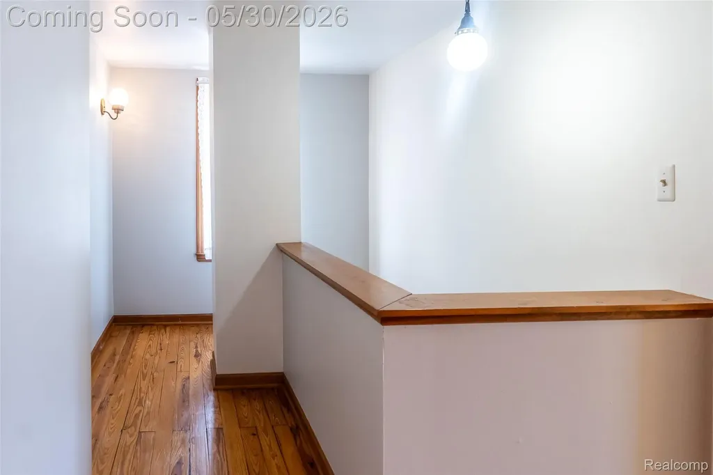 4156 Burns Avenue Lincoln Park City MI 48146